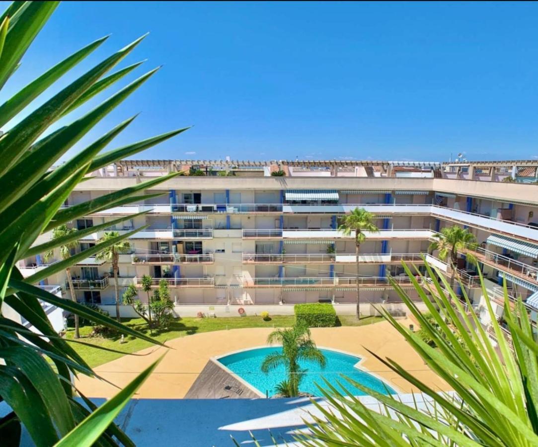 Superbe Appartement Avec Solarium Et Piscine Communautaire 罗萨斯 外观 照片